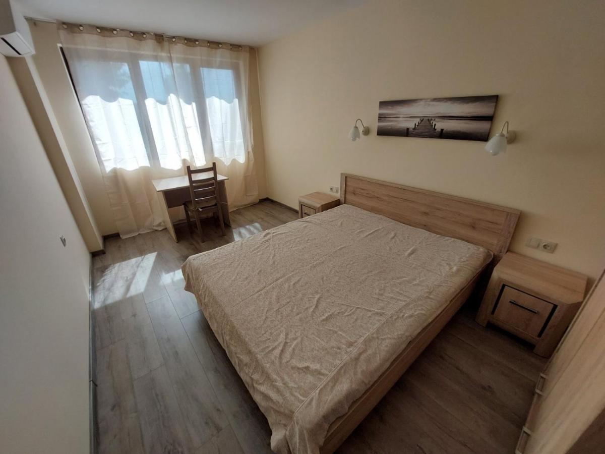 Апартаменти За Гости Делукс Burgas Exterior photo