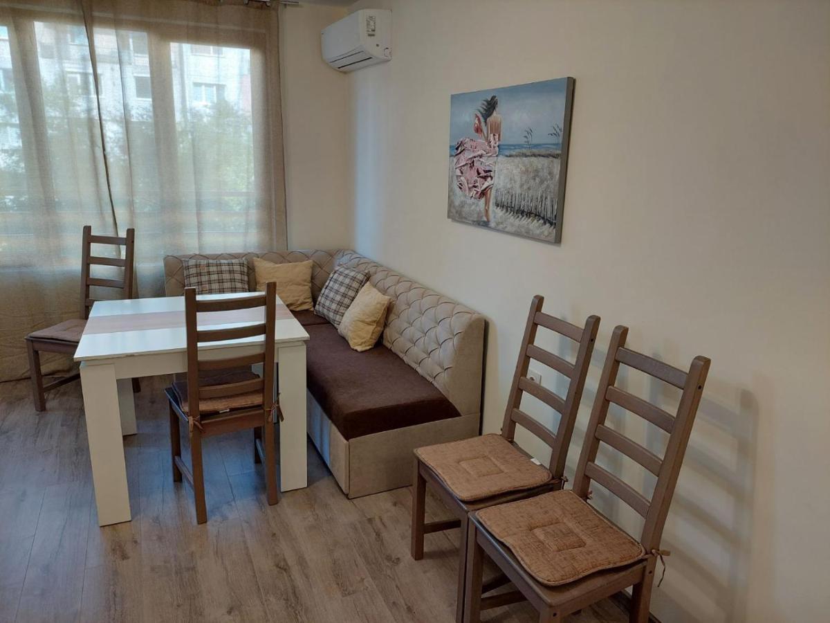 Апартаменти За Гости Делукс Burgas Exterior photo